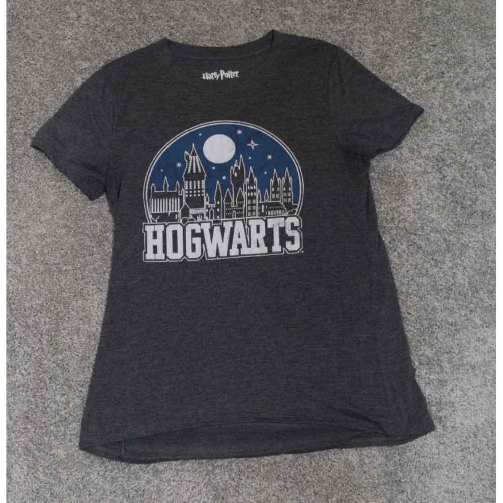 Harry Potter Hogwarts Castle T-Shirt, Blue/White, Moon. Womens Size‎ Medium.